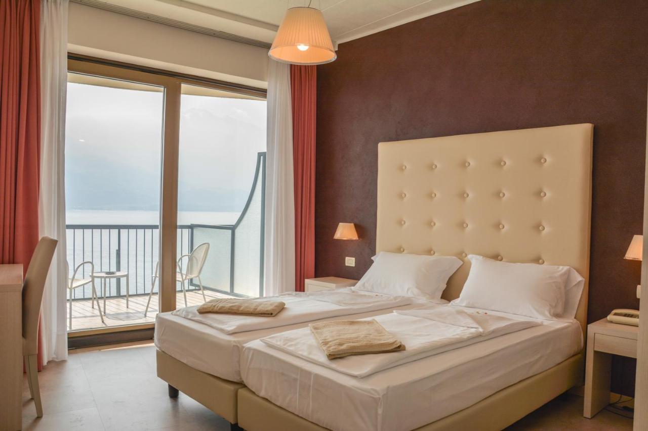 Hotel Astor Limone sul Garda Kültér fotó