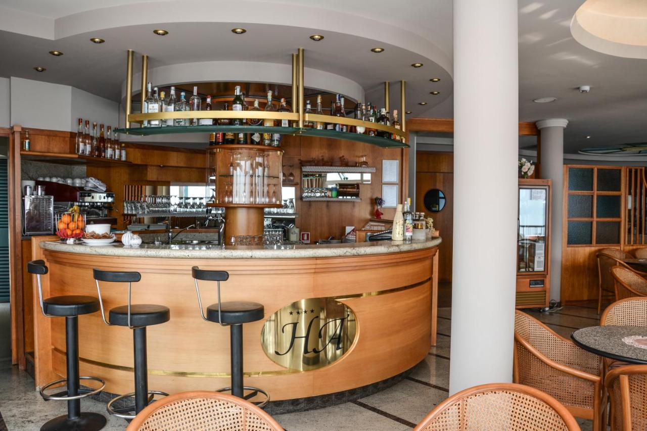 Hotel Astor Limone sul Garda Kültér fotó