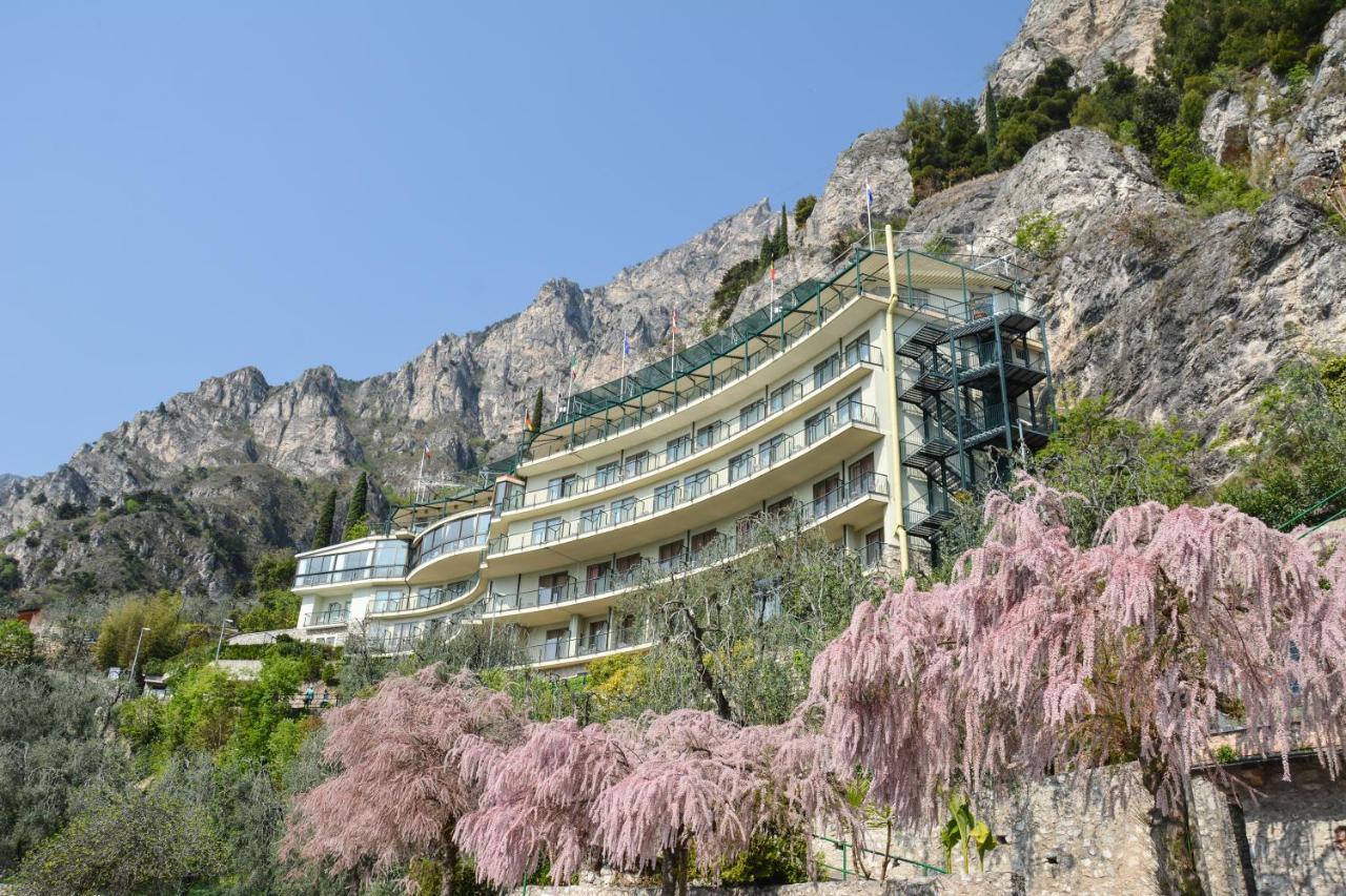Hotel Astor Limone sul Garda Kültér fotó