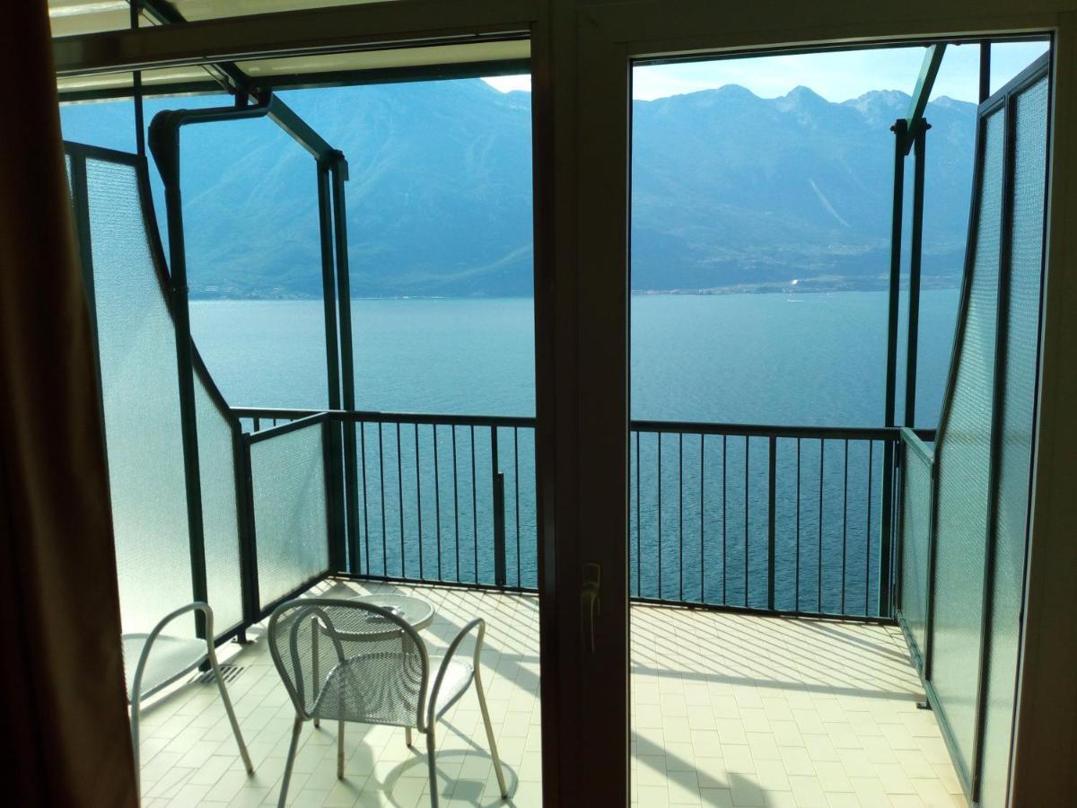 Hotel Astor Limone sul Garda Kültér fotó