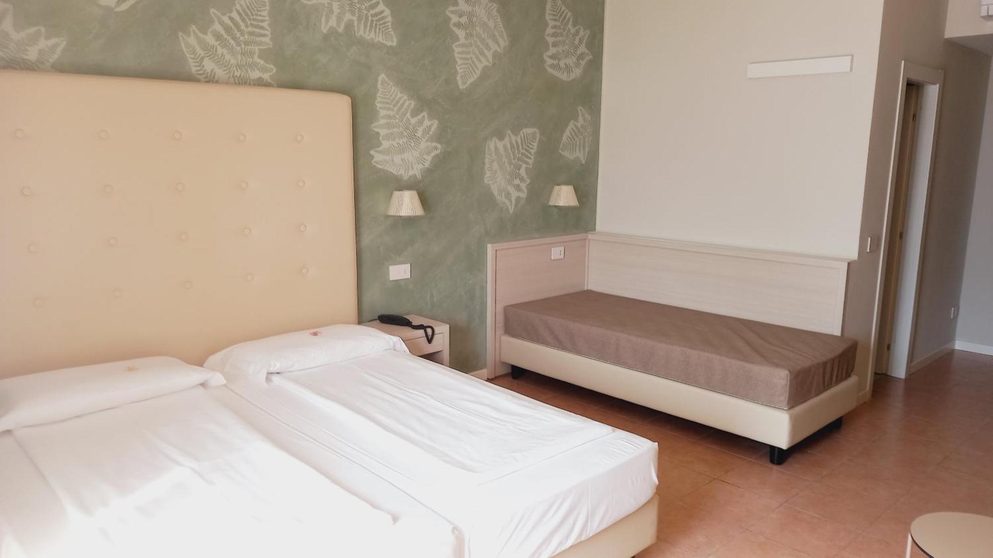 Hotel Astor Limone sul Garda Kültér fotó