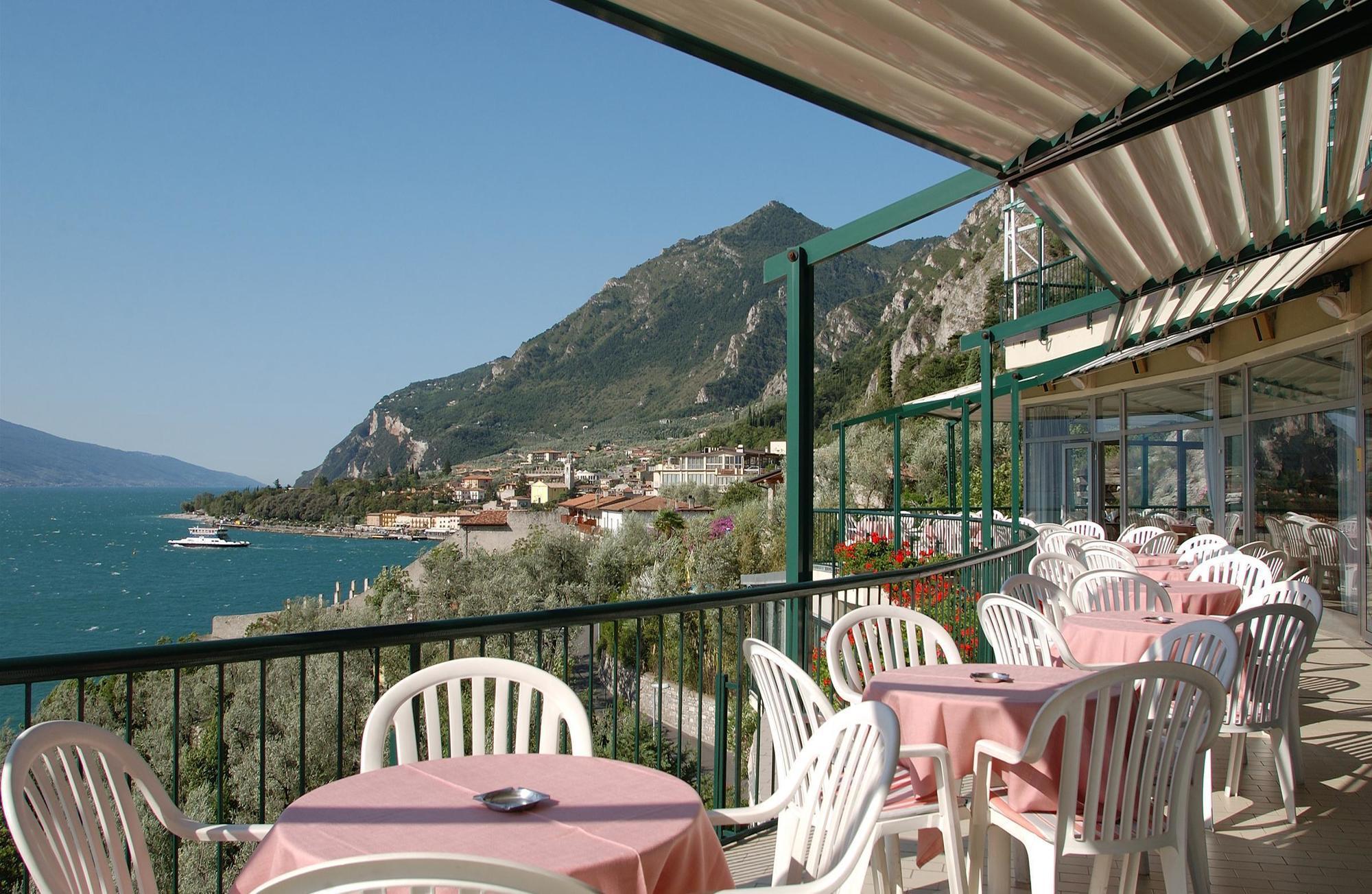 Hotel Astor Limone sul Garda Kültér fotó